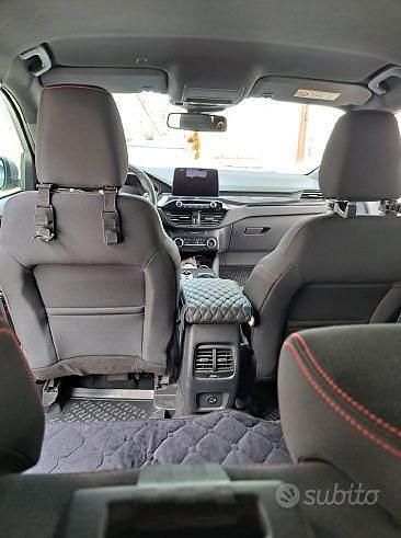 Usata Ford Kuga 120 CV (88 kW) 2021 Grigio SUV