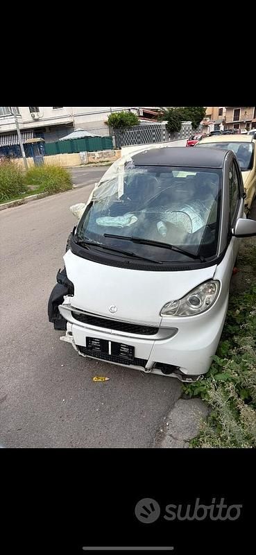 Usata Smart ForFour 95 CV (69 kW) 2011 Bianco Utilitaria