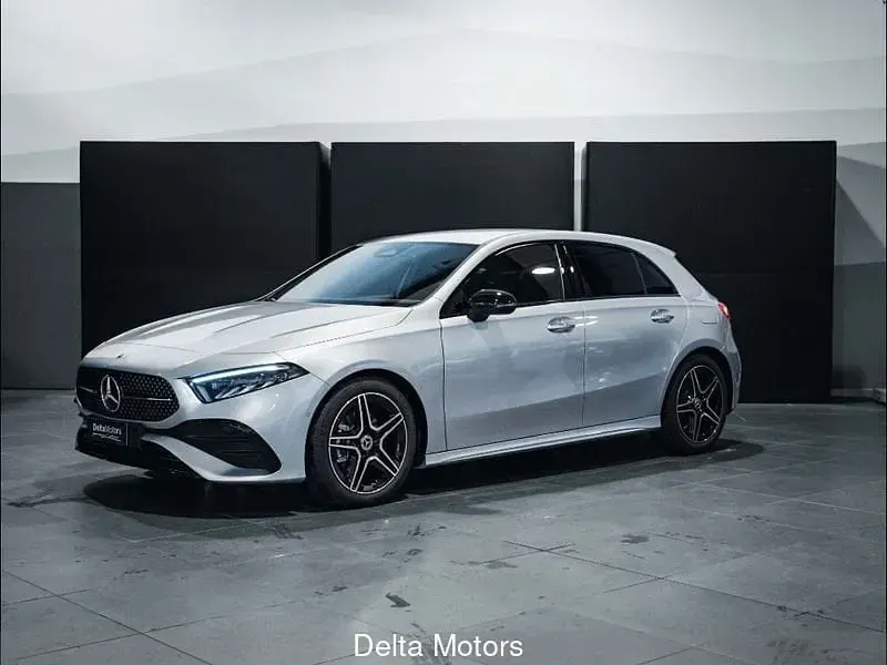 Usata Mercedes A180 116 CV (85 kW) 2025 Berlina