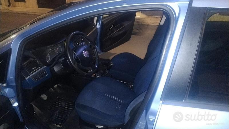 Usata Fiat Punto 2008 Blu Berlina