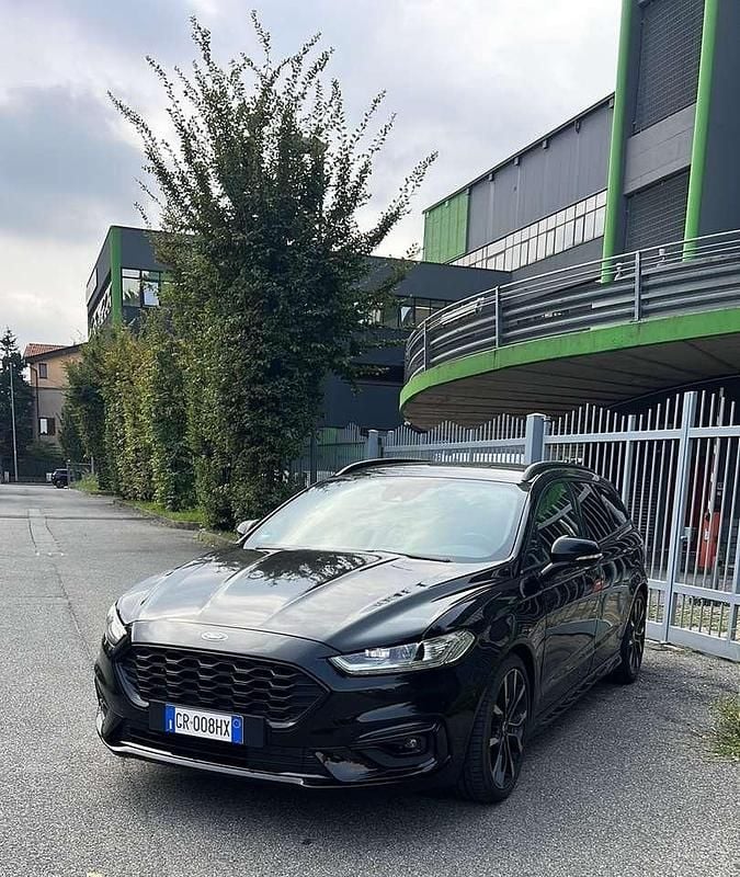 Nero Usata 2019 Ford Mondeo Business Edition Station wagon | 18.000 € (Buon prezzo) - Immagine 1/4