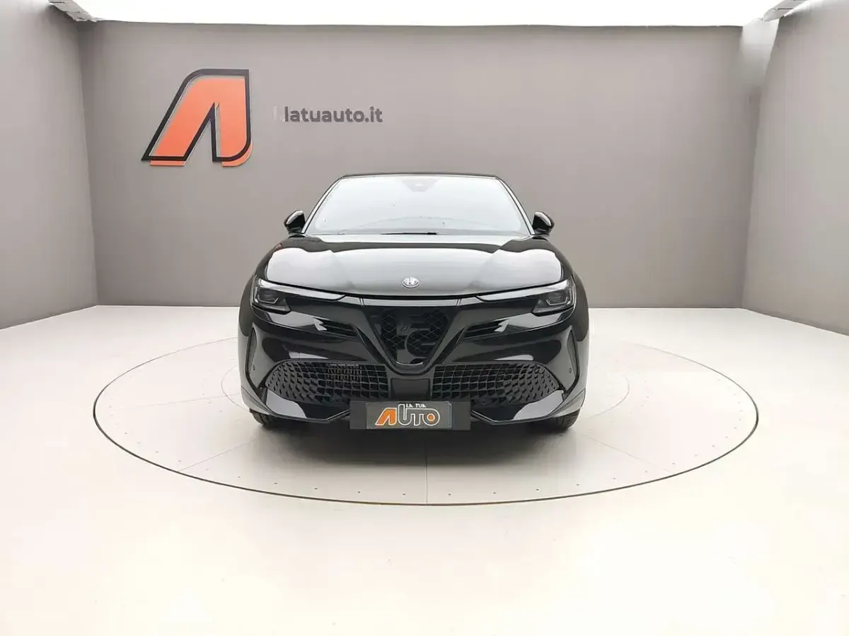 Nuova Alfa Romeo GT Junior 145 CV (106 kW) 2025 Nero tortona SUV