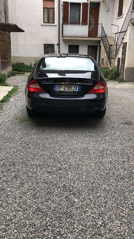 Usata Mercedes CLS320 224 CV (164 kW) 2007 Berlina