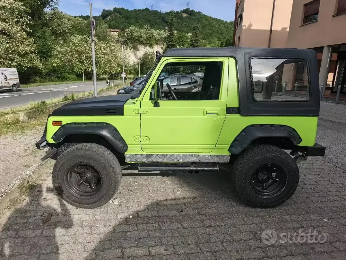 Usata Suzuki Samurai 64 CV (47 kW) 1990 Verde SUV