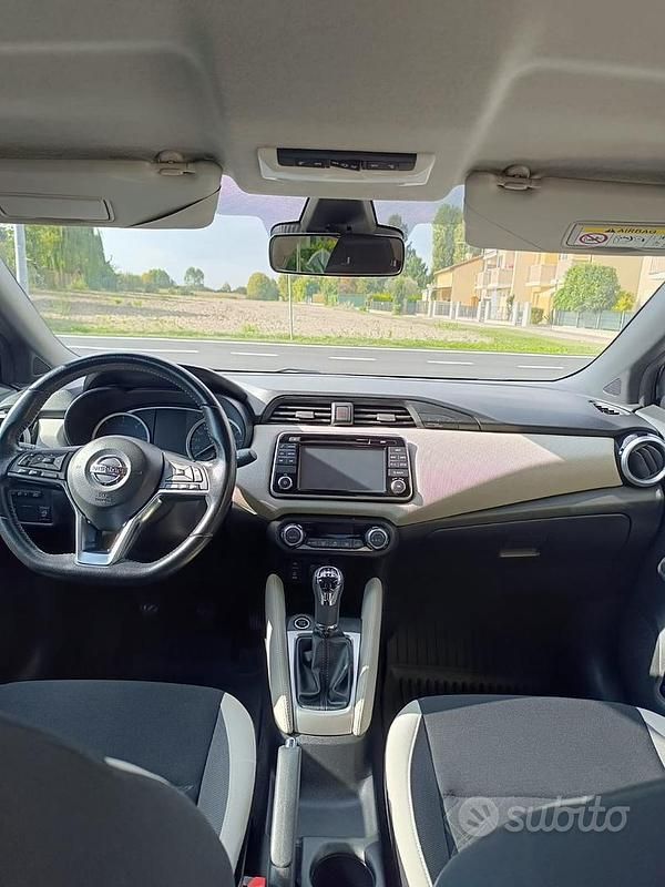 Usata Nissan Micra 90 CV (66 kW) 2017 Nero Berlina