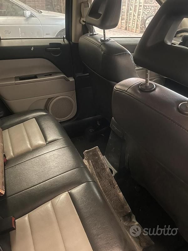 Usata Jeep Compass 140 CV (102 kW) 2007 Nero SUV