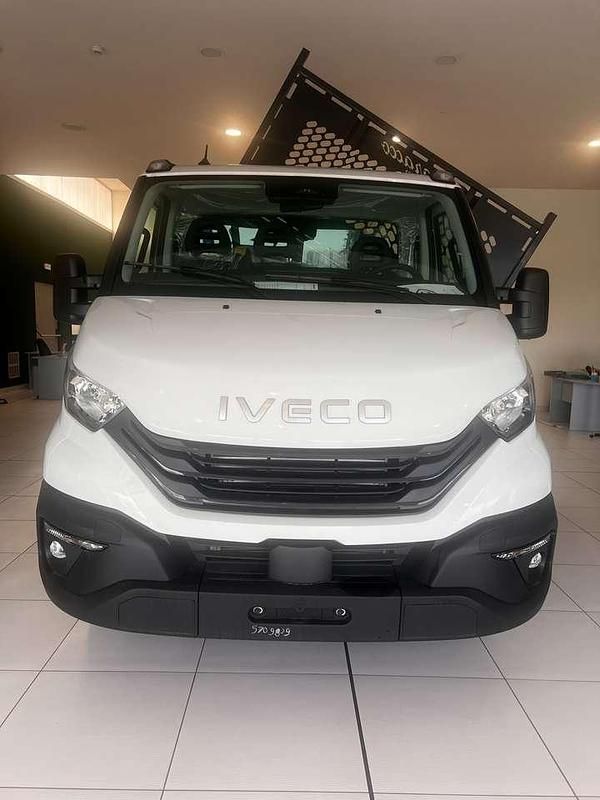 Nuova Iveco Daily 136 CV (100 kW) 2026 Bianco