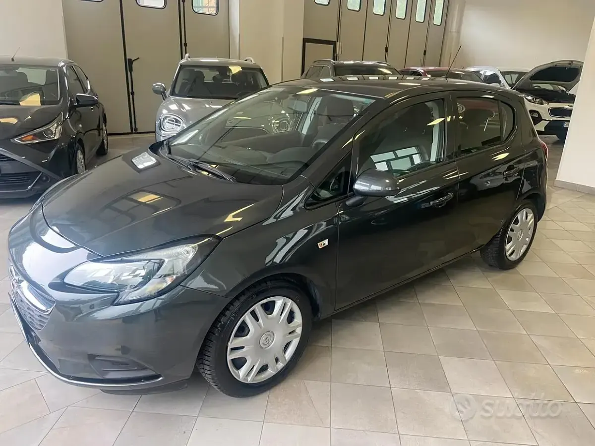 Usata Opel Corsa 90 CV (66 kW) 2018 Grigio Utilitaria