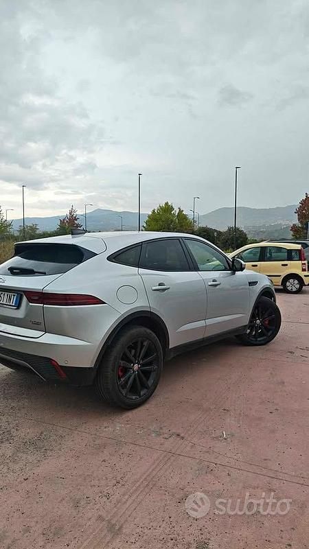 Begagnad Jaguar E-Pace R-Dynamic 150 HK (110 kW) 2021 SUV