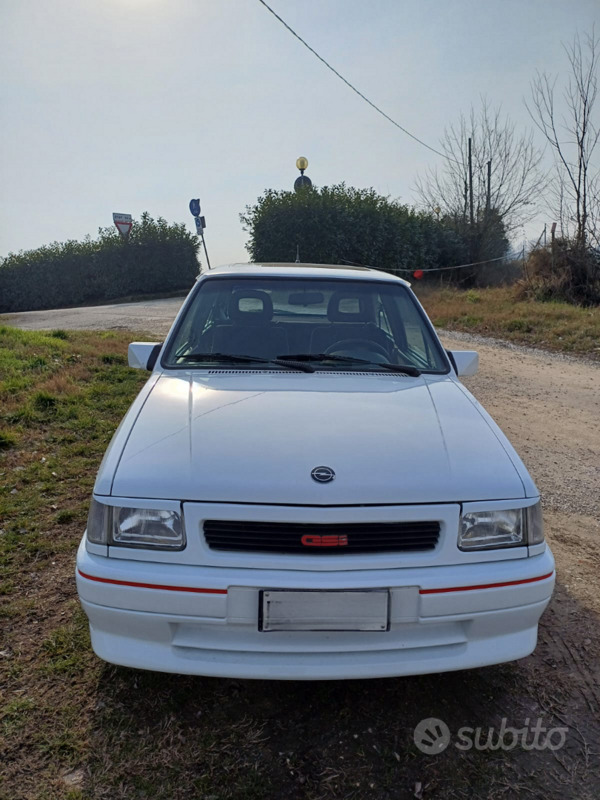 Usato 1992 Opel Corsa 1.6 Benzin 101 CV (10.000 €)