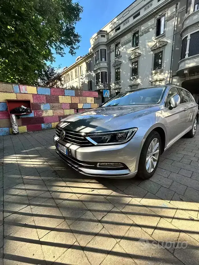 Usata VW Passat 120 CV (88 kW) 2018 Grigio Station wagon