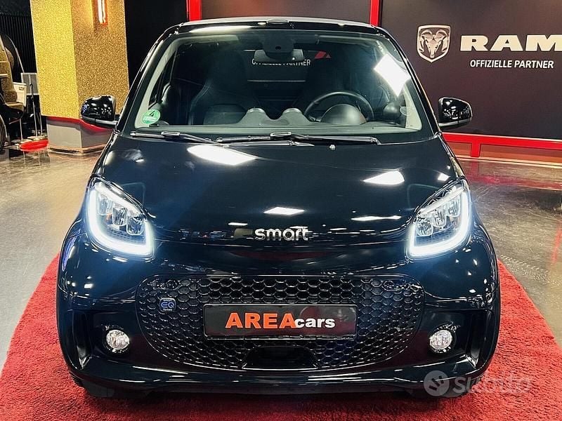 Nero Usata 2022 Smart ForTwo Electric Drive Prime Cabrio | 15.500 € (Buon prezzo) - Immagine 1/4