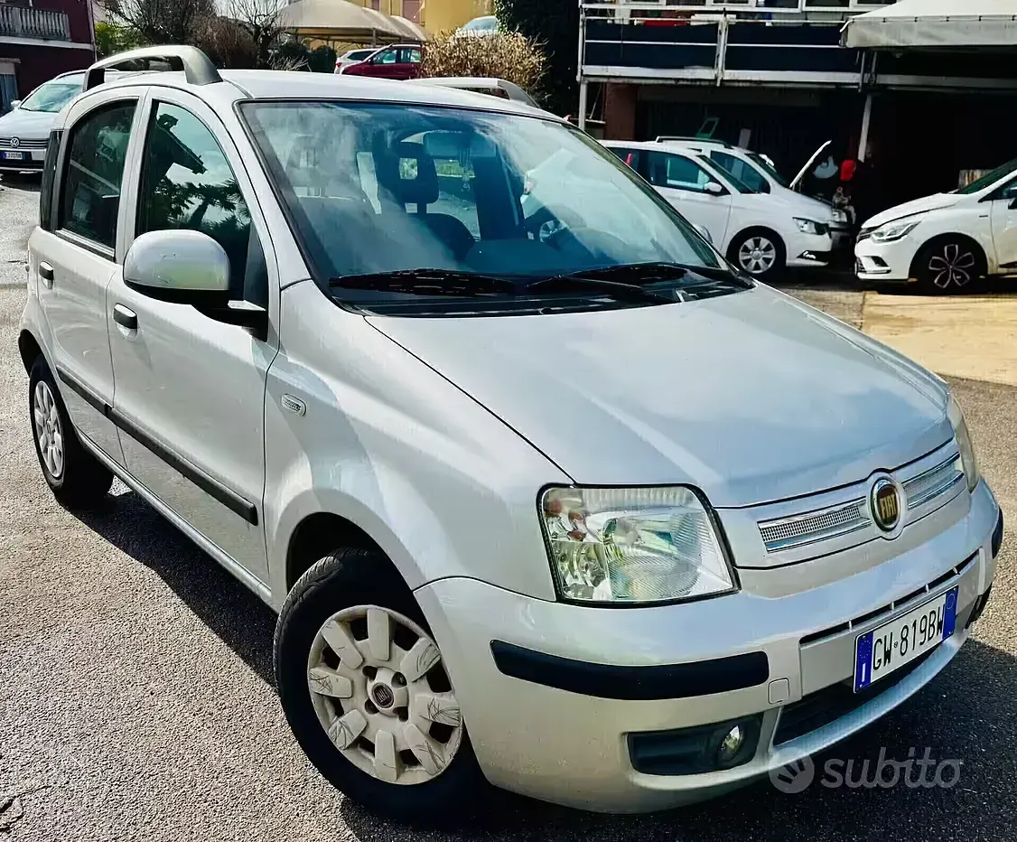 Usata Fiat Panda Emotion 69 CV (50 kW) 2010 Grigio Utilitaria