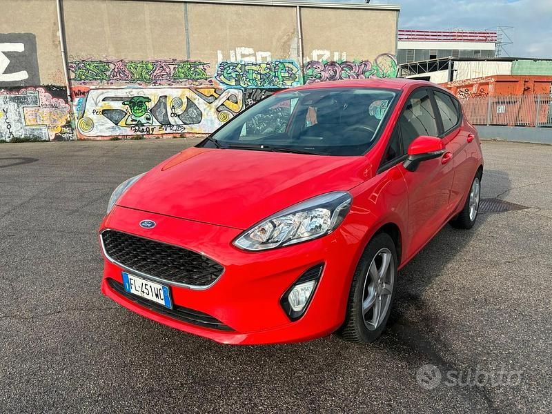 Usata Ford Fiesta Vignale 86 CV (63 kW) 2017 Rosso Berlina