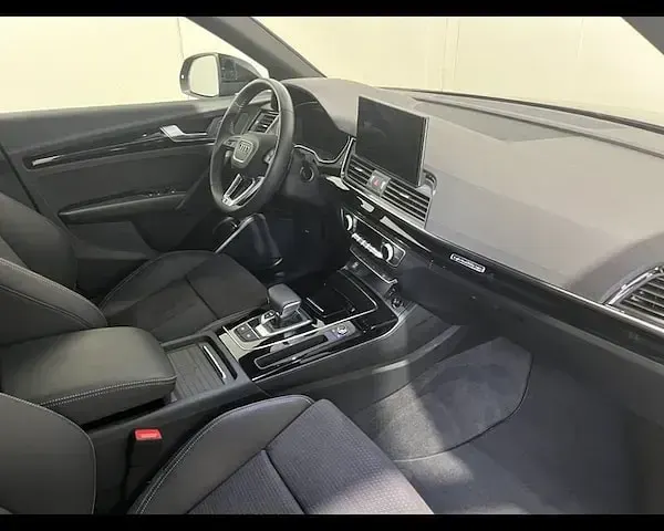 Usata Audi Q5 S-line plus 299 CV (219 kW) 2024 Grigio chronos metallizzato SUV