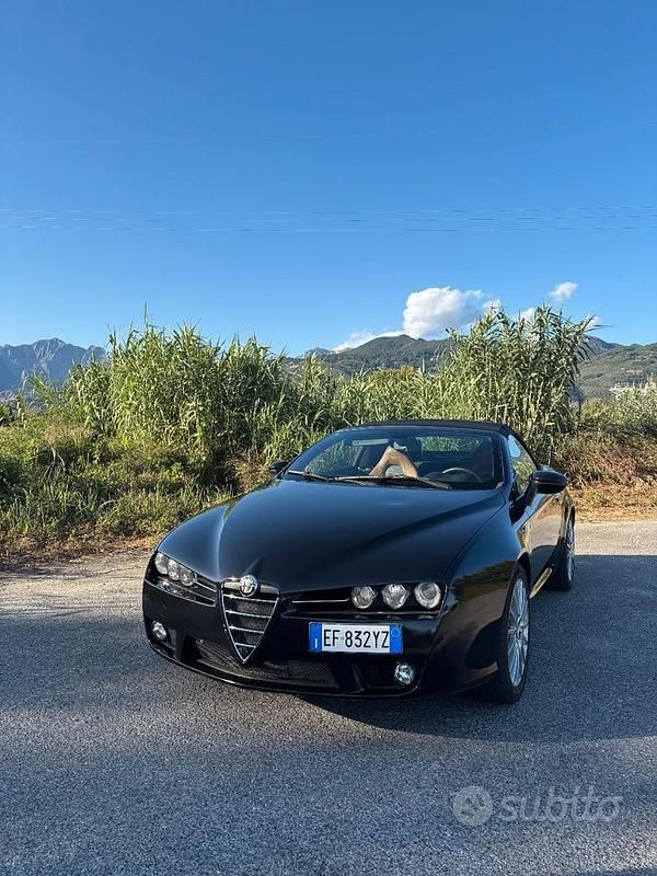 Nero Usata 2011 Alfa Romeo Brera Coupé | 8500 € (Buon prezzo) - Immagine 1/4