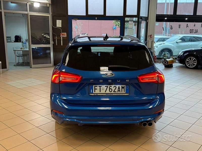 Usata Ford Focus ST-Line 150 CV (110 kW) 2018 Blu Station wagon
