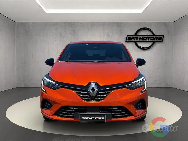 Usata Renault Clio V Techno 145 CV (106 kW) 2023 Other Berlina