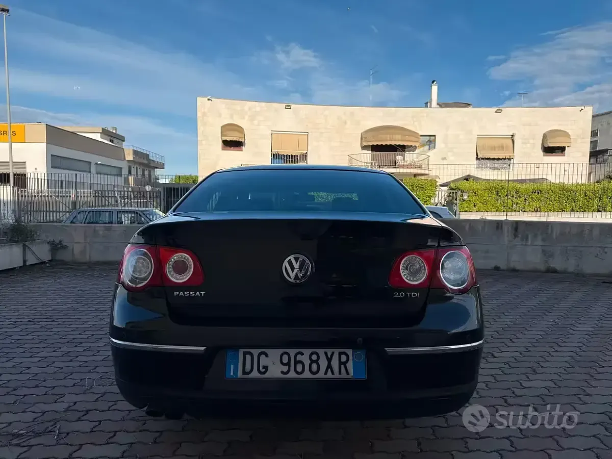 Usata VW Passat Highline 140 CV (102 kW) 2007 Nero Berlina