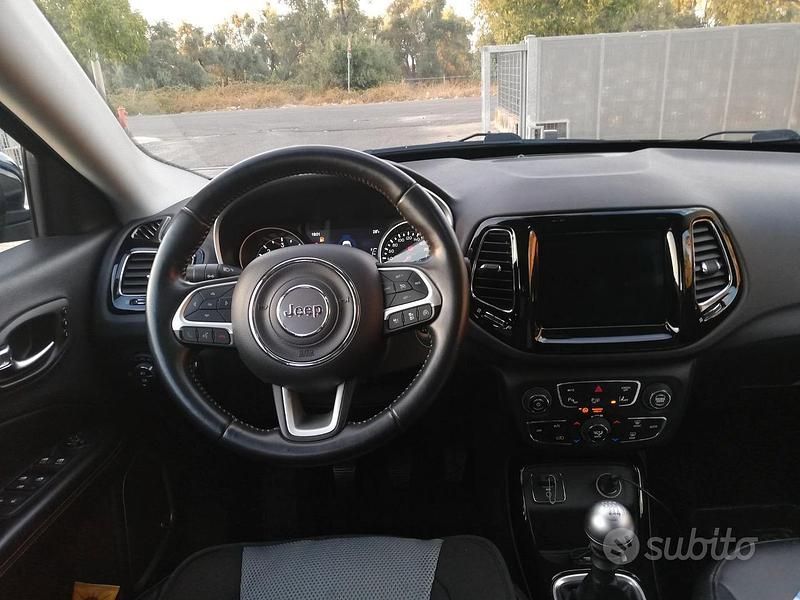 Usata Jeep Compass 120 CV (88 kW) 2017 Blu SUV