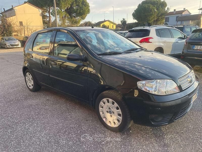 Usata Fiat Punto 60 CV (44 kW) 2007 Nero Berlina