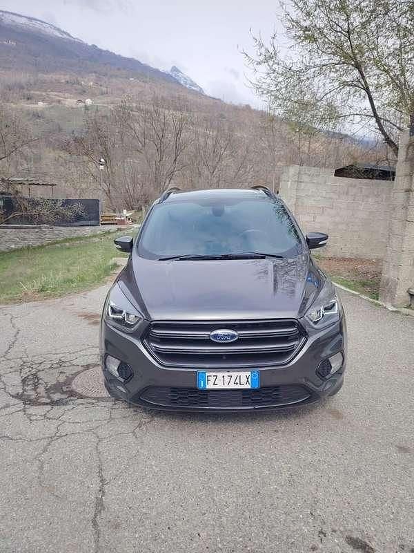 Usata Ford Kuga ST-Line 150 CV (110 kW) 2019 SUV