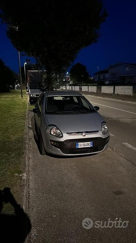 Usata Fiat Grande Punto 2010 Grigio Utilitaria