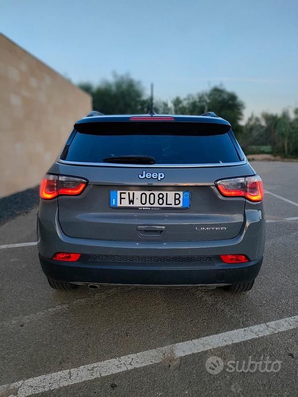 Usata Jeep Compass Limited 120 CV (88 kW) 2019 Grigio SUV