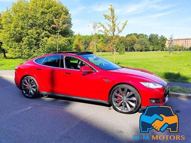 Usata Tesla Model S Performance 514 kW (700 CV) 2015 Rosso Utilitaria