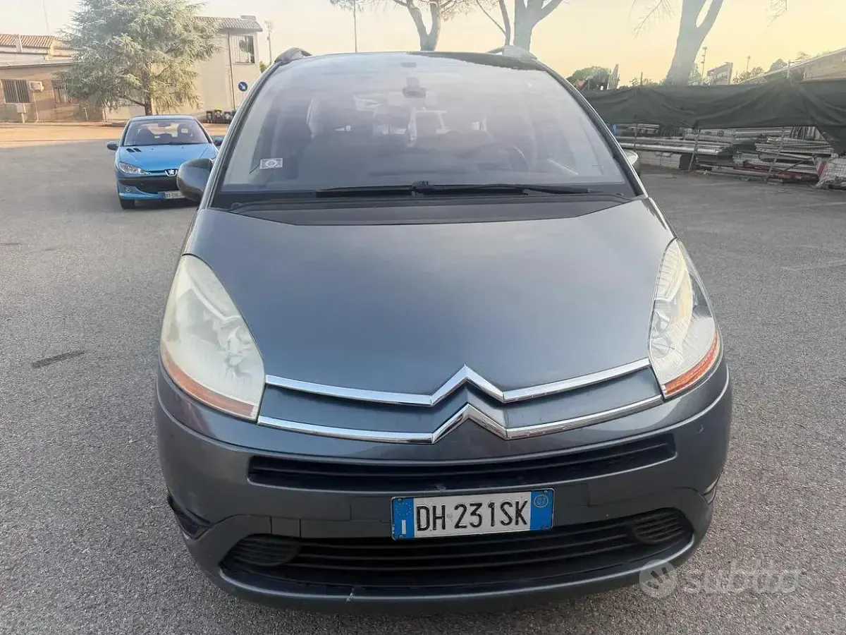 Usata Citroën Grand C4 Picasso 125 CV (91 kW) 2007 Grigio Monovolume
