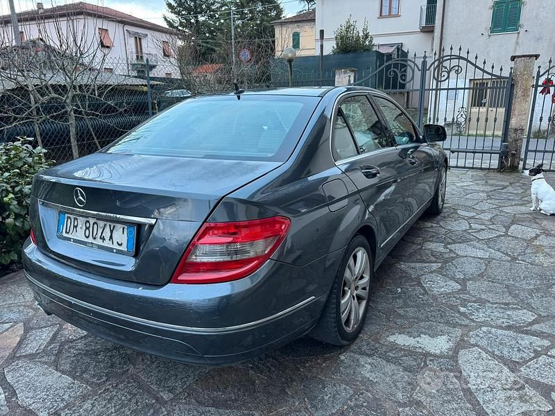 Usata Mercedes C220 Avantgarde 170 CV (125 kW) 2009 Berlina
