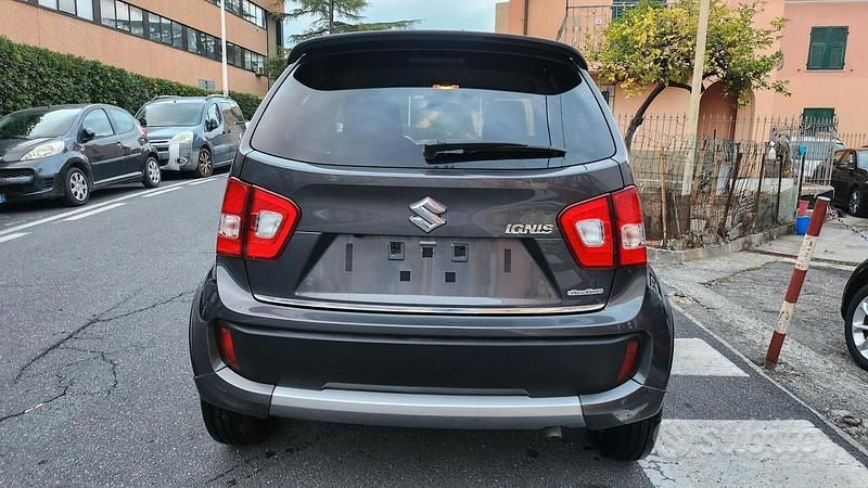Usata Suzuki Ignis 90 CV (66 kW) 2017 Grigio Utilitaria