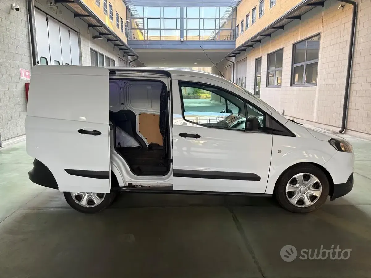 Usata Ford Transit Trend 75 CV (55 kW) 2018 Bianco Furgone