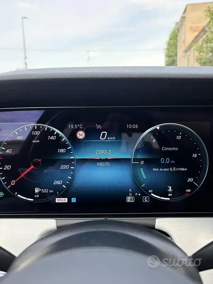 Usata Mercedes E200 160 CV (117 kW) 2023 Berlina