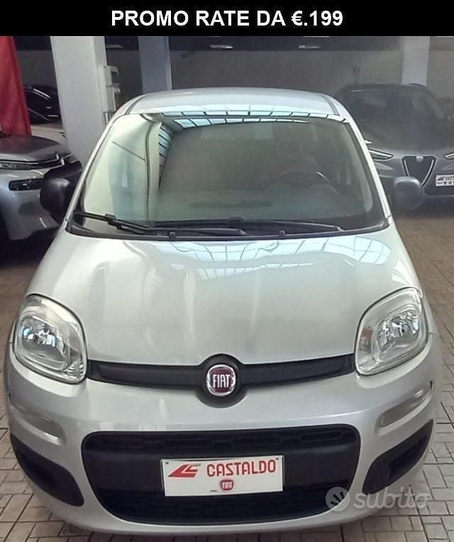 Usata Fiat Panda Pop 69 CV (50 kW) 2020 Grigio Berlina