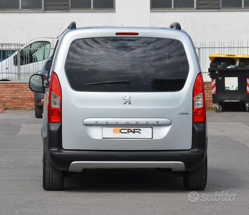 Usata Peugeot Partner Tepee Comfort 90 CV (66 kW) 2009 Grigio Monovolume