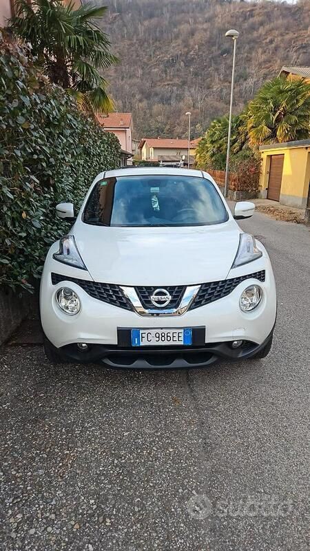 Usata Nissan Juke Acenta 115 CV (84 kW) 2015 Bianco SUV