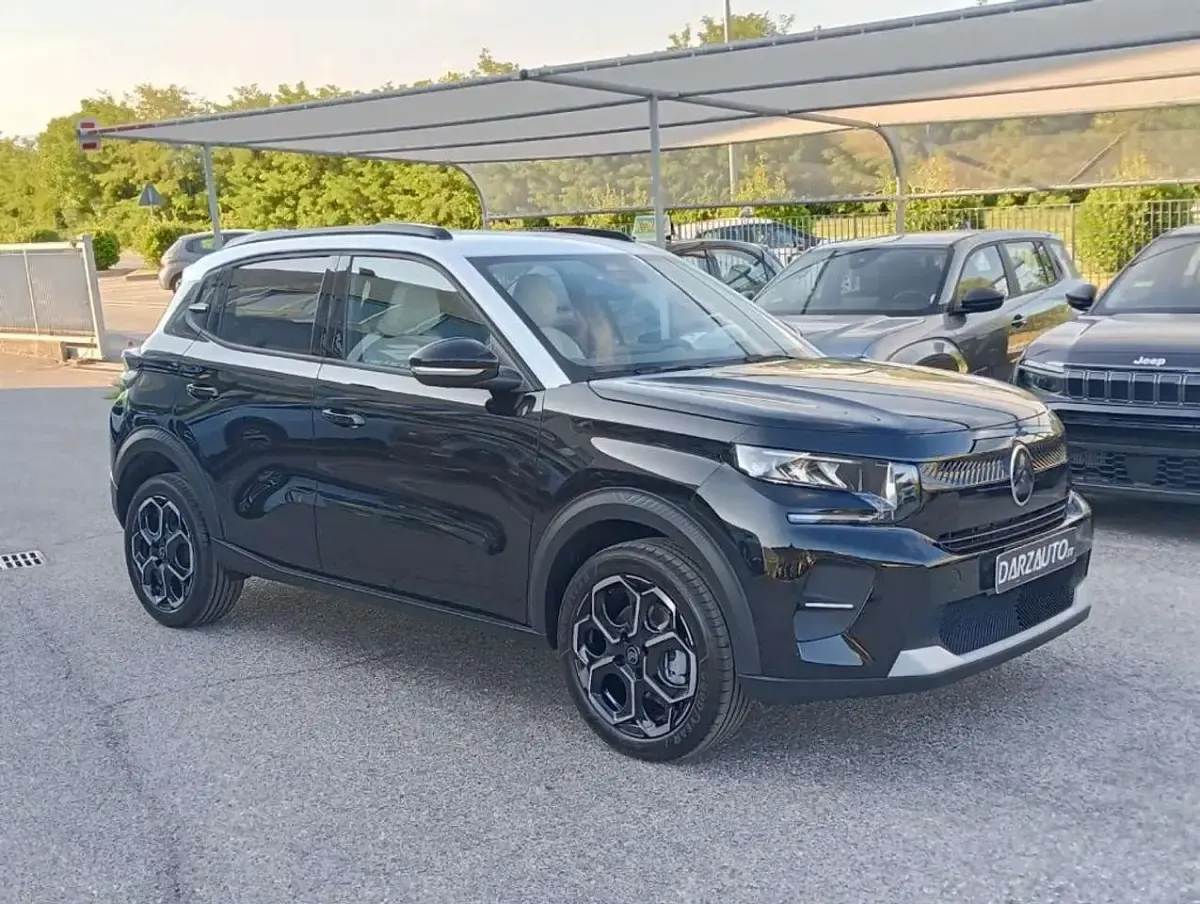 Nuova Citroën C3 PureTech 101 CV (74 kW) 2026 Nero t. bianco SUV