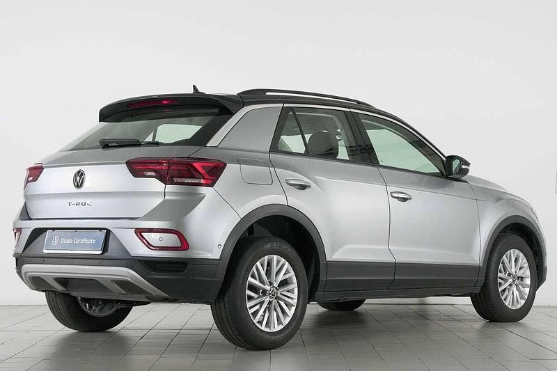 Usata VW T-Roc Life 150 CV (110 kW) 2025 Argento SUV