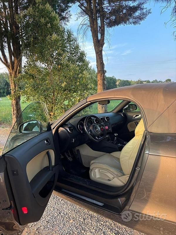 Usata Audi TT 170 CV (125 kW) 2012 Cabrio