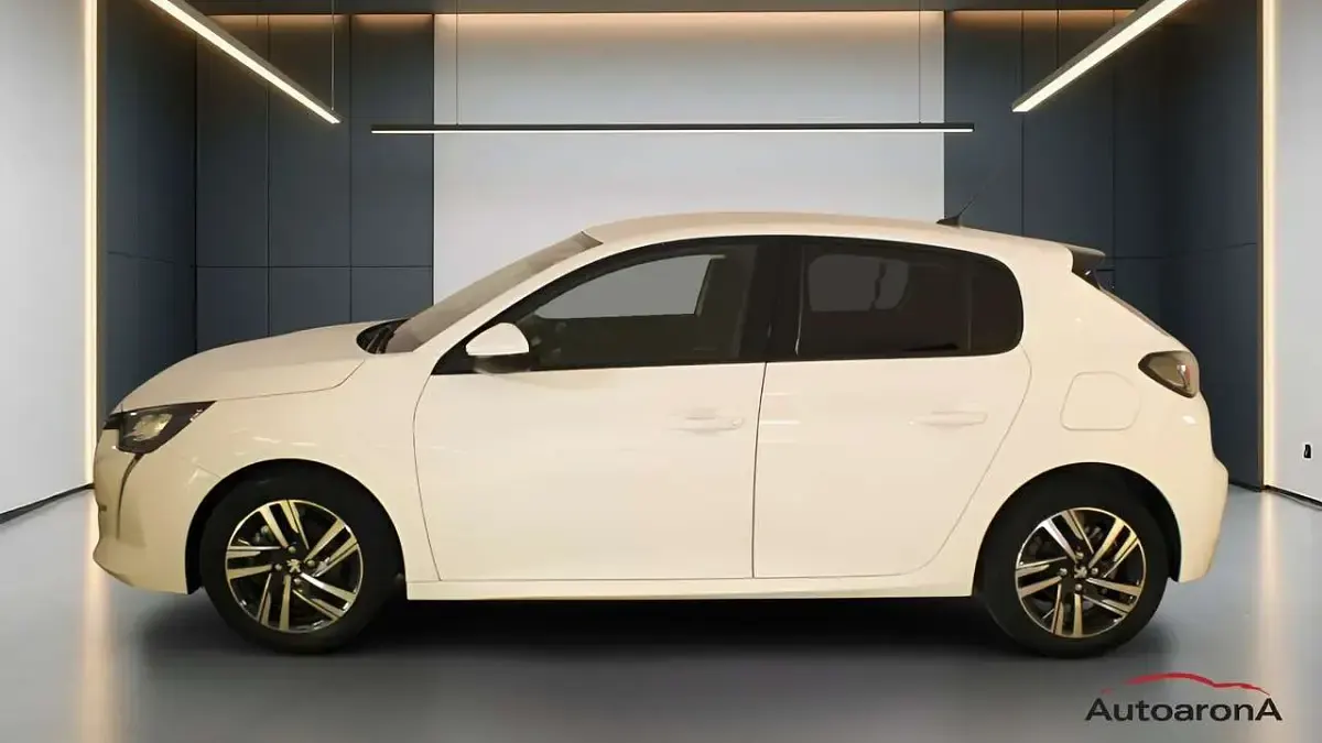 Usata Peugeot 208 Allure 101 CV (74 kW) 2021 Bianco magnolia Utilitaria