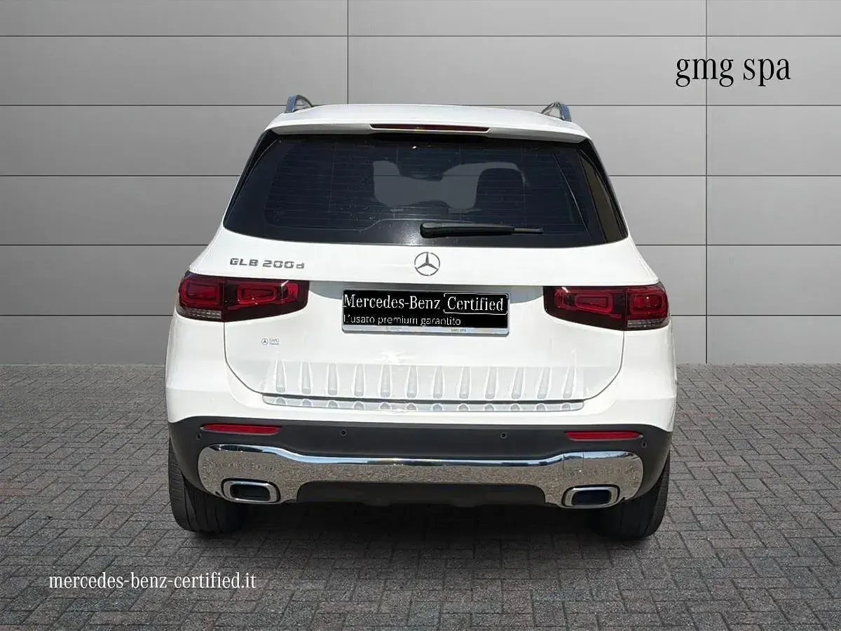 Usata Mercedes GLB200 150 CV (110 kW) 2021 Bianco SUV