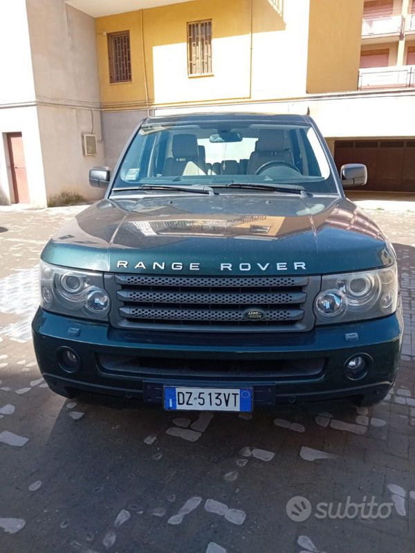Verde Usata 2010 Land Rover Range Rover Sport SUV | 10.500 € (Molto cara) - Immagine 1/4