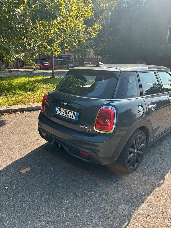 Usata Mini Cooper SD Business 170 CV (125 kW) 2015 Utilitaria