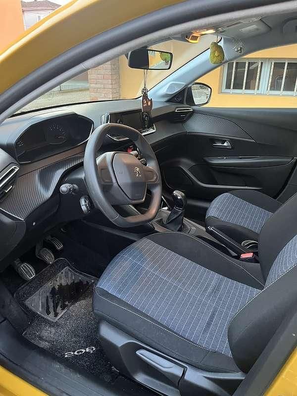 Usata Peugeot 208 S 75 CV (55 kW) 2021 Giallo Utilitaria