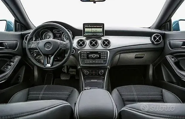 Usata Mercedes A160 2017 Bianco Berlina