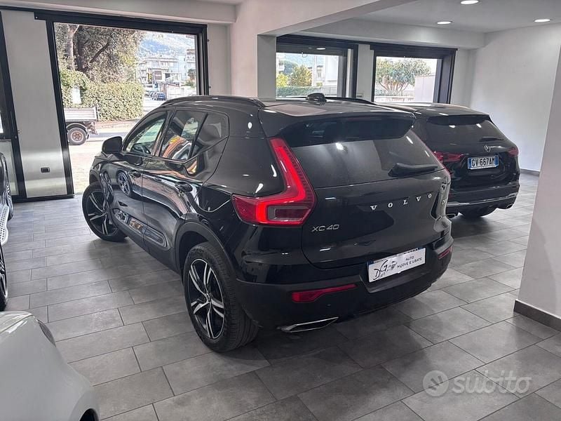 Usata Volvo XC40 R-Design 190 CV (139 kW) 2021 Nero SUV