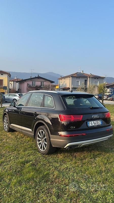 Usata Audi Q7 272 CV (200 kW) 2015 Nero SUV