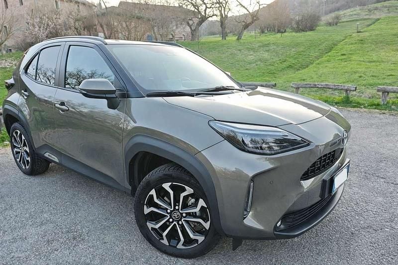 Usata Toyota Yaris Cross Trend 116 CV (85 kW) 2023 Bronzo SUV