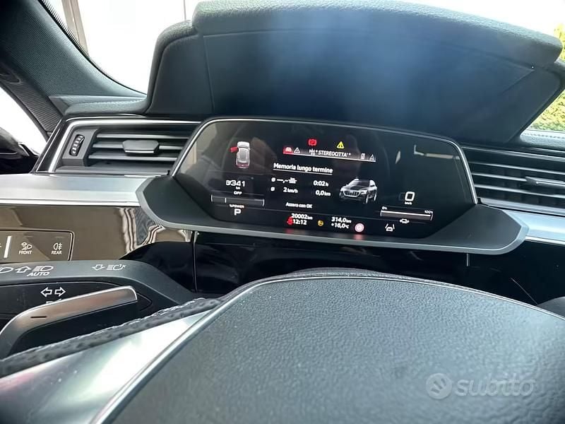 Usata Audi Q8 e-tron S-Line 300 kW (408 CV) 2022 Blu SUV